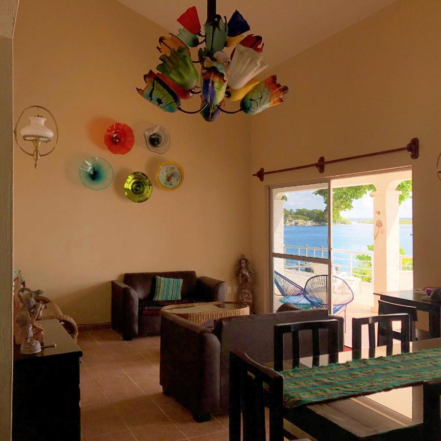 Casa Sol Y Luna Bacalar Panzió Kültér fotó