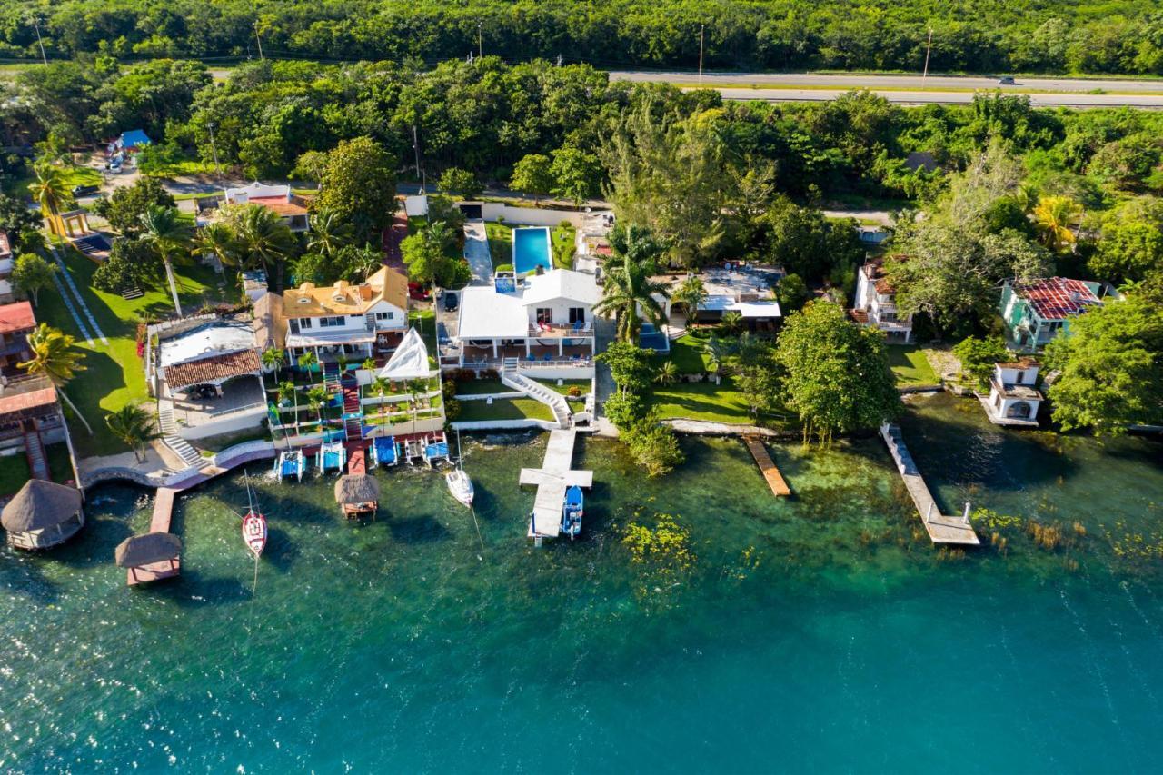Casa Sol Y Luna Bacalar Panzió Kültér fotó