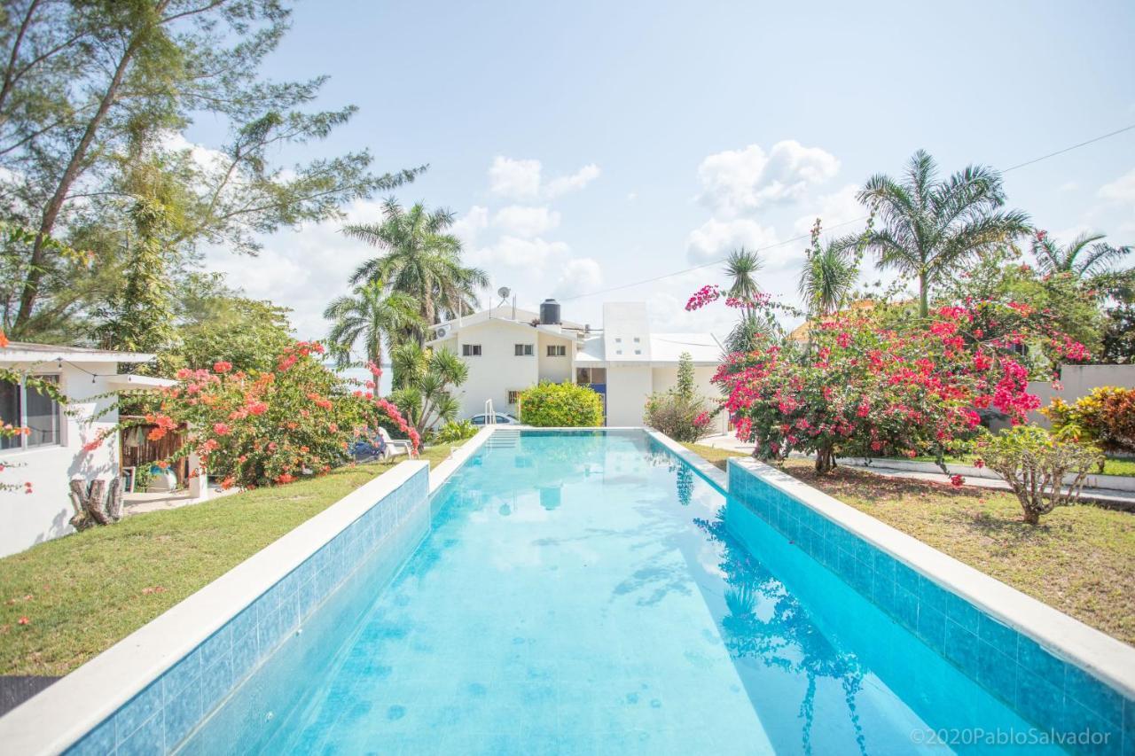 Casa Sol Y Luna Bacalar Panzió Kültér fotó